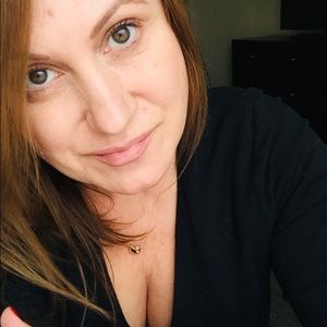 Meet your Posher, Ewa